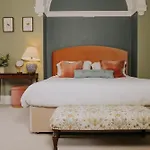 The Pheasant Spacious District Retreat Near Cartmel * 그레인지오버샌즈