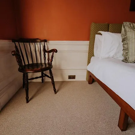 The Pheasant Spacious Georgian With Log Fire And Garden Views Appartement Grange-over-Sands