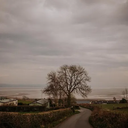 The Pheasant Spacious Georgian With Log Fire And Garden Views *