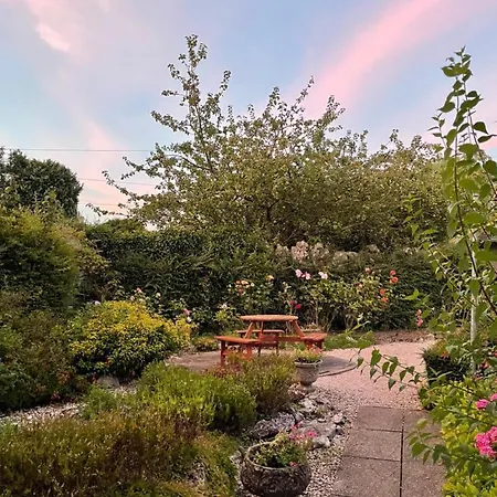 The Pheasant Spacious Georgian With Log Fire And Garden Views *