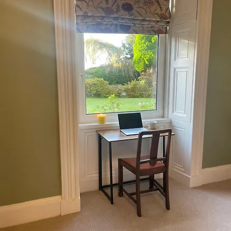 The Pheasant Spacious Georgian With Log Fire And Garden Views *